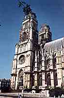Die Kathedrale von Orleans - T�rme am Hauptportal